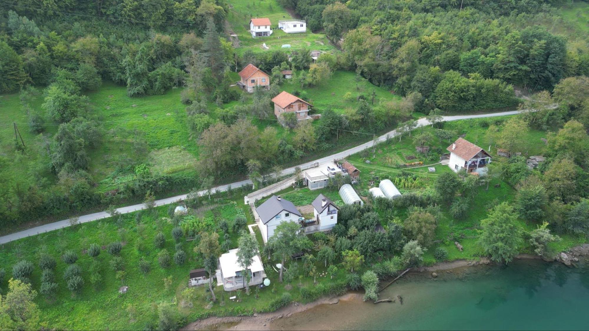 Vikendica Pored Drine Foca Handici Rom bilde